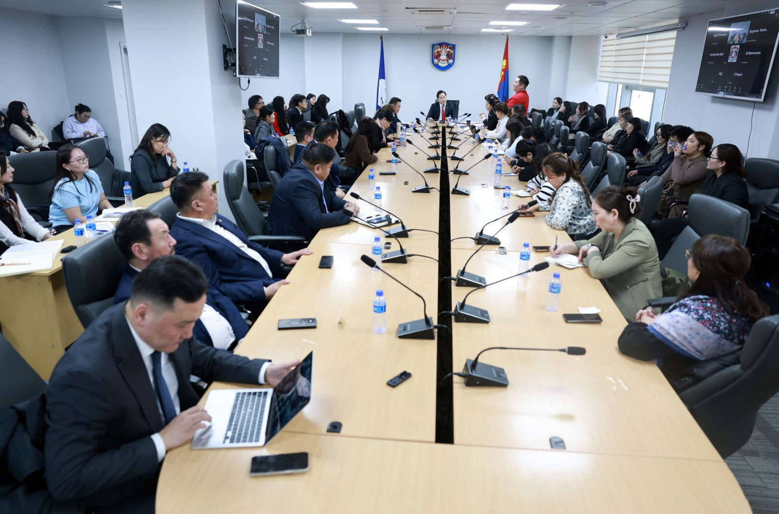 АХЛАХ АНГИЙН 1093 ХҮҮХДИЙН 2 ХУВЬ НЬ ҮЕ ТЭНГИЙН ДЭЭРЭЛХЭЛТЭД БАЙНГА ӨРТДӨГ СУДАЛГАА ГАРЛАА